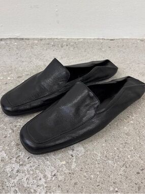 Dolce & Gabbana Leather Slip-On Loafers